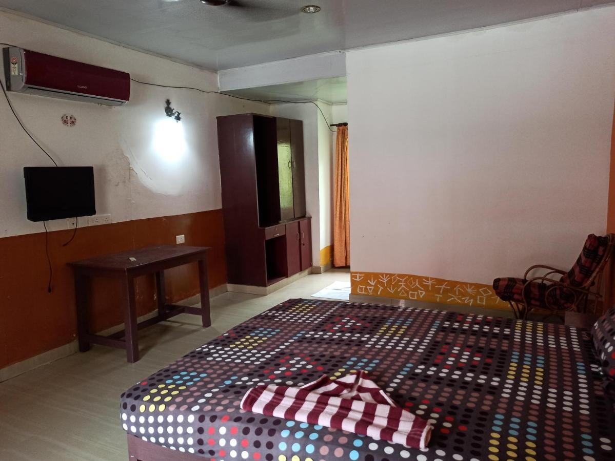 New Kovalam Beach Hotel Buitenkant foto